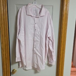 Calvin Klein Men's Light Pink Dress Shirt
